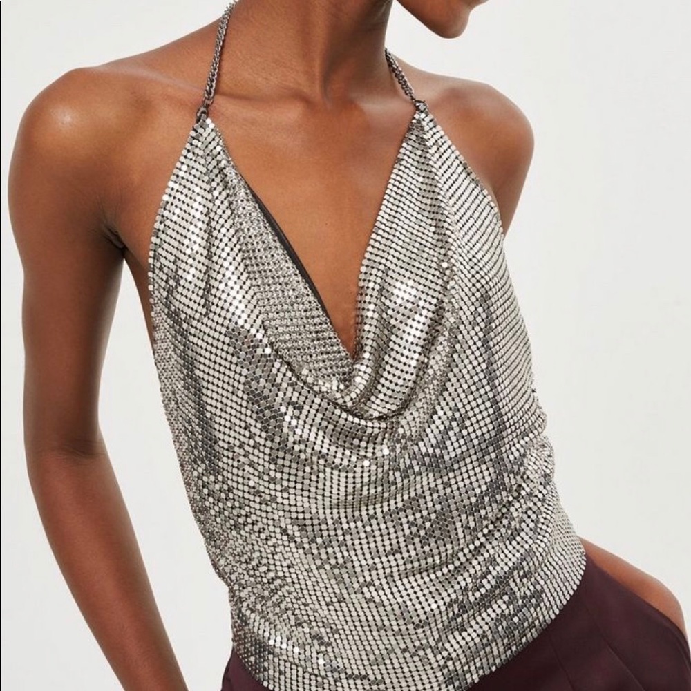 【TOPSHOP】Chainmail Halter Neck Top